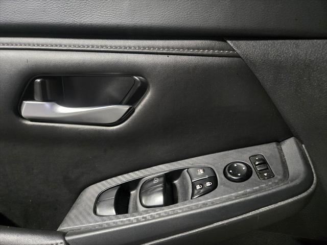 2023 Nissan Sentra SV Xtronic CVT