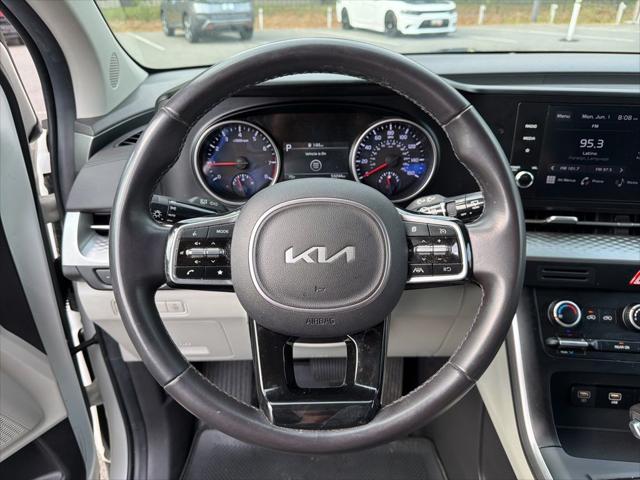 2024 Kia Carnival MPV LX Seat Package