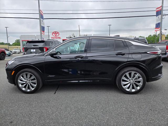 2024 Buick NV Avenir FWD