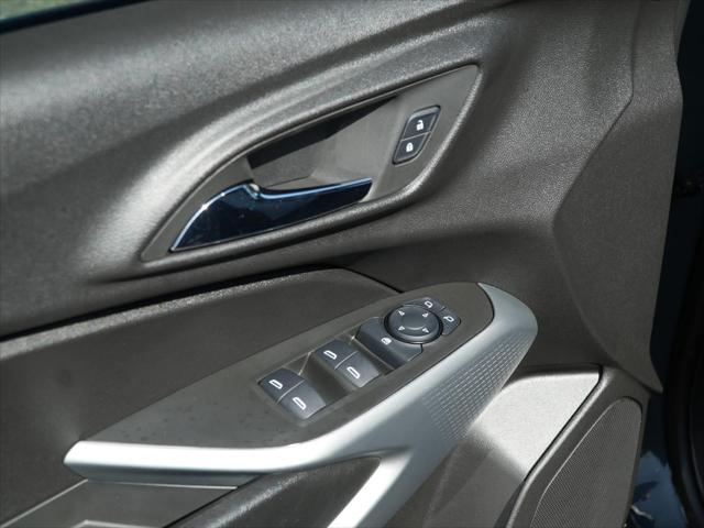 2025 Chevrolet Trax FWD LS