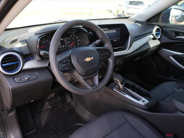 2025 Chevrolet Trax FWD LS