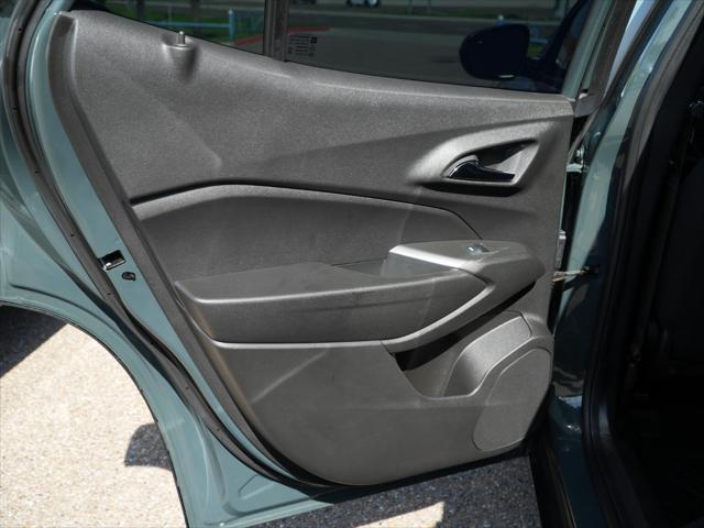 2025 Chevrolet Trax FWD LS