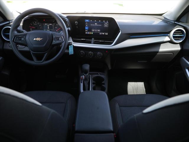 2025 Chevrolet Trax FWD LS