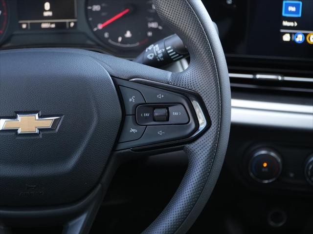 2025 Chevrolet Trax FWD LS