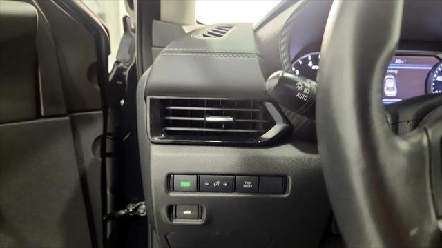 2023 Nissan Sentra SV Xtronic CVT