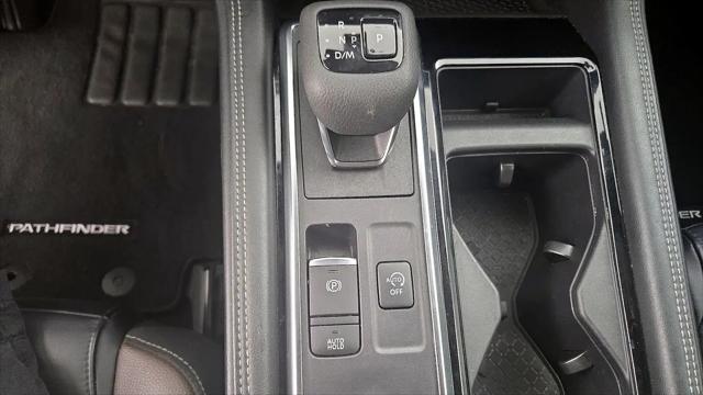 2023 Nissan Pathfinder Platinum 4WD