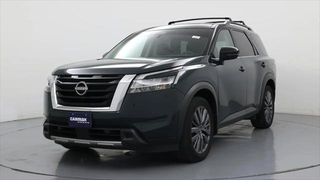 2023 Nissan Pathfinder SL 4WD