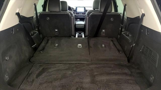 2023 Nissan Pathfinder SL 4WD