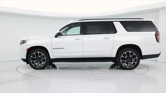 2022 Chevrolet Suburban 4WD RST