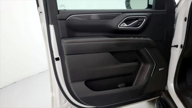 2022 Chevrolet Suburban 4WD RST