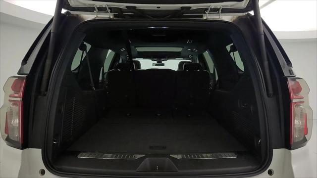 2022 Chevrolet Suburban 4WD RST