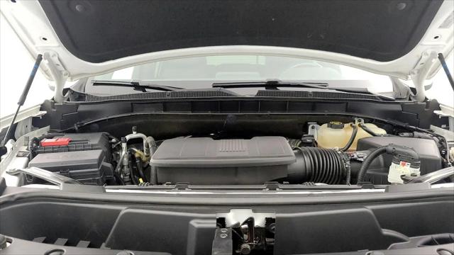 2022 Chevrolet Suburban 4WD RST