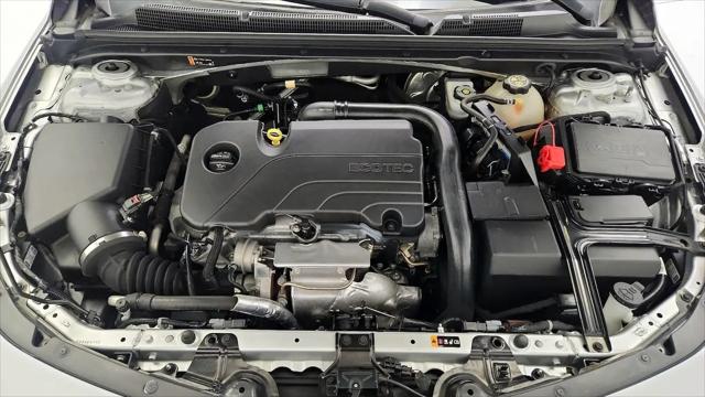 2022 Chevrolet Malibu FWD 1FL