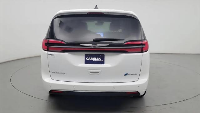 2024 Chrysler Pacifica Hybrid Select