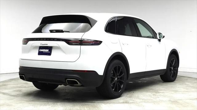 2023 Porsche Cayenne Platinum Edition