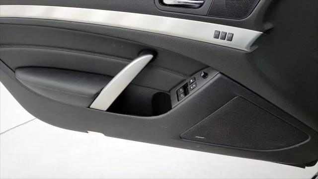 2015 INFINITI Q60 Standard