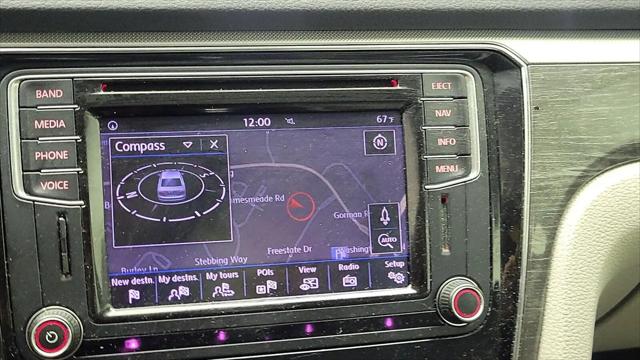 2016 Volkswagen Passat 1.8T SE