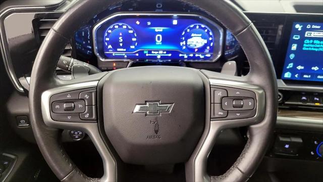 2022 Chevrolet Silverado 1500 4WD Crew Cab Short Bed RST