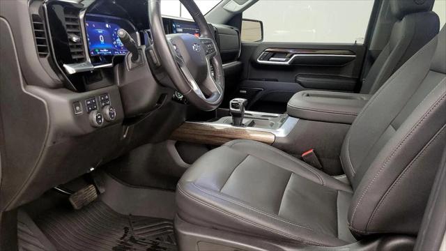 2022 Chevrolet Silverado 1500 4WD Crew Cab Short Bed RST