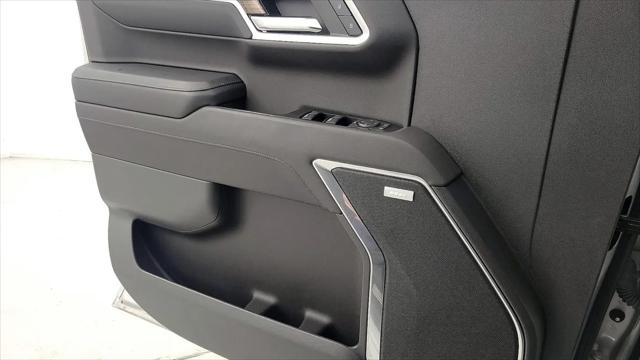 2022 Chevrolet Silverado 1500 4WD Crew Cab Short Bed RST