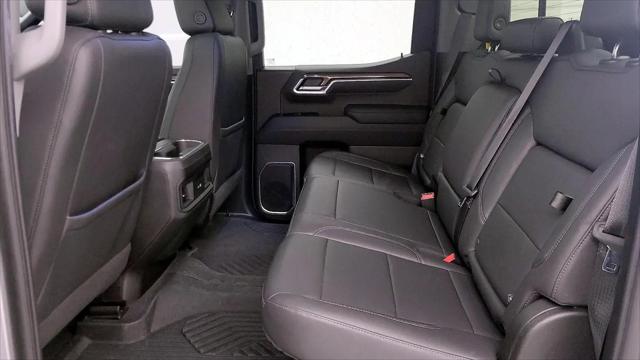 2022 Chevrolet Silverado 1500 4WD Crew Cab Short Bed RST