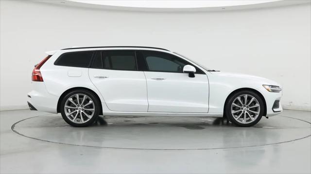2020 Volvo V60 T5 Momentum