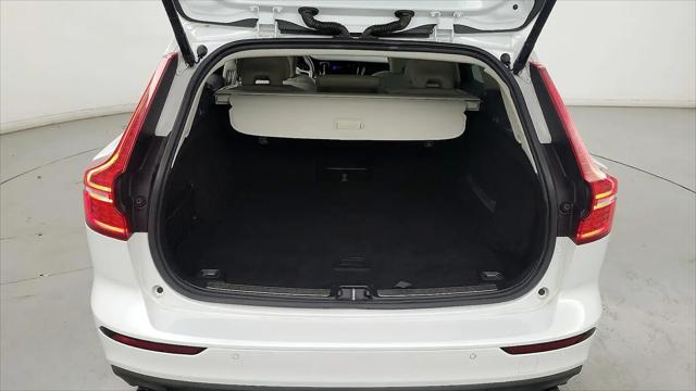 2020 Volvo V60 T5 Momentum