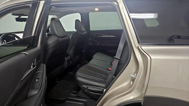 2023 INFINITI QX60 LUXE AWD