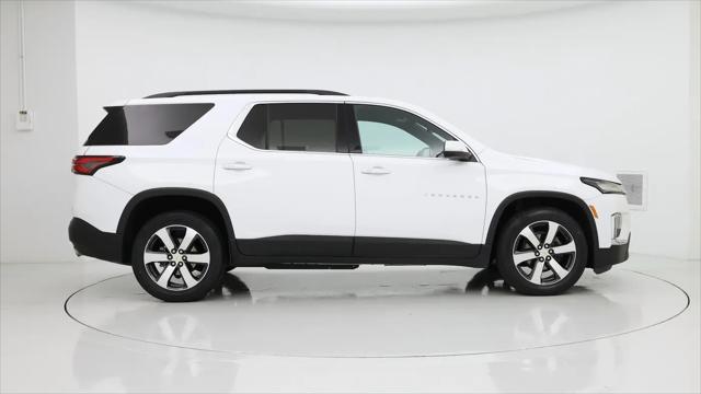2023 Chevrolet Traverse AWD LT Leather
