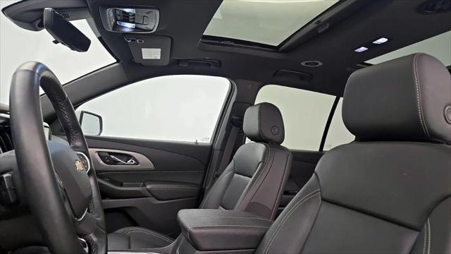 2023 Chevrolet Traverse AWD LT Leather