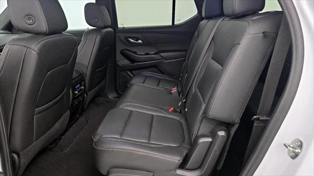 2023 Chevrolet Traverse AWD LT Leather