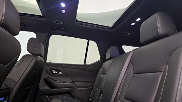 2023 Chevrolet Traverse AWD LT Leather