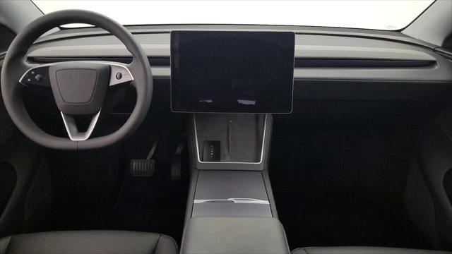 2026 Tesla Model Y Premium Rear-Wheel Drive