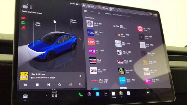 2026 Tesla Model Y Premium Rear-Wheel Drive