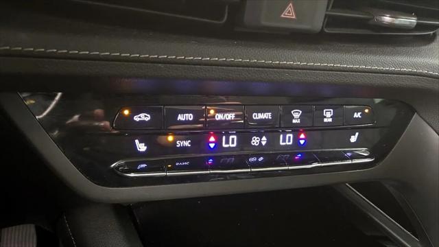 2023 Buick Envision Essence FWD