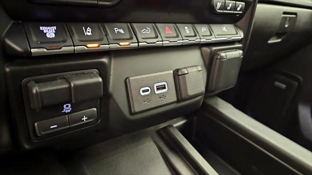 2023 Chevrolet Silverado 2500HD 4WD Crew Cab Standard Bed High Country