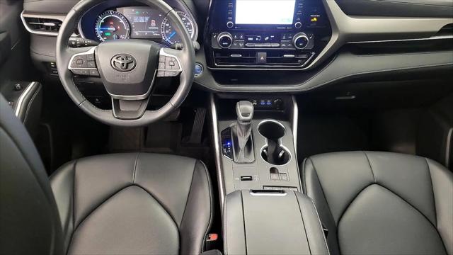 2022 Toyota Highlander Hybrid XLE