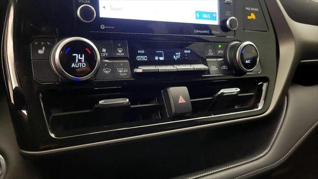 2022 Toyota Highlander Hybrid XLE