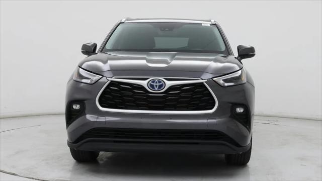 2022 Toyota Highlander Hybrid XLE