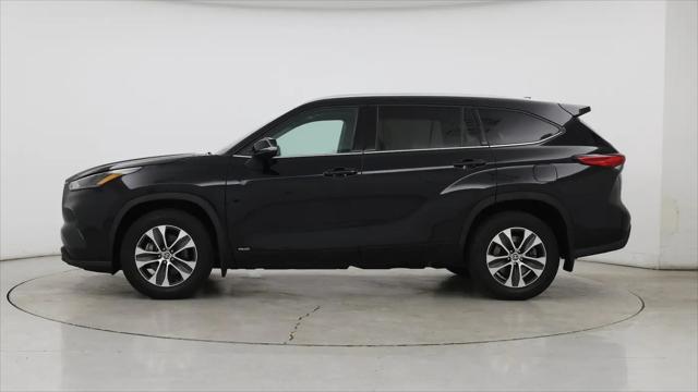 2022 Toyota Highlander Hybrid XLE
