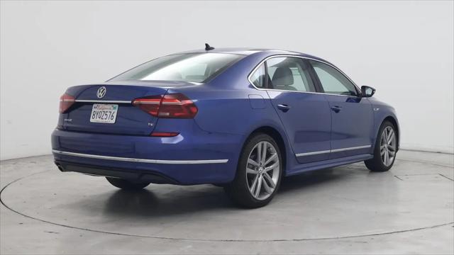 2017 Volkswagen Passat 1.8T R-Line