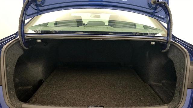 2017 Volkswagen Passat 1.8T R-Line