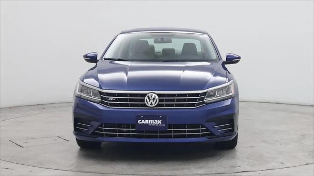 2017 Volkswagen Passat 1.8T R-Line