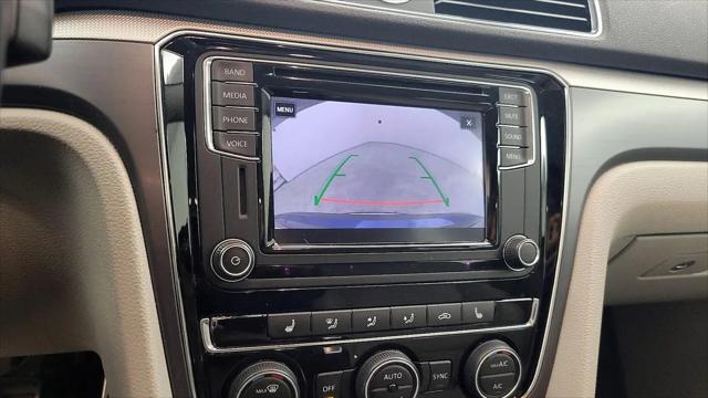 2017 Volkswagen Passat 1.8T R-Line