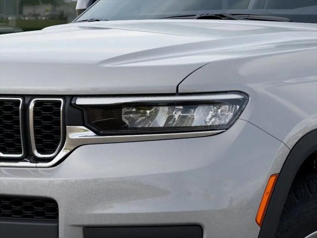 2026 Jeep Grand Cherokee L Laredo 4x4
