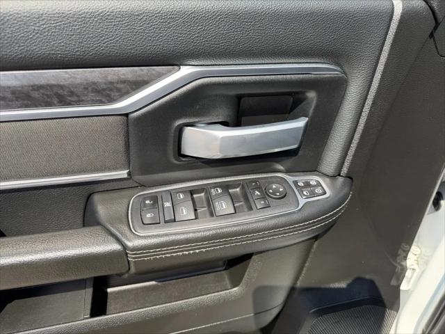 2024 Ram 3500 Big Horn Crew Cab 4x4 8 Box