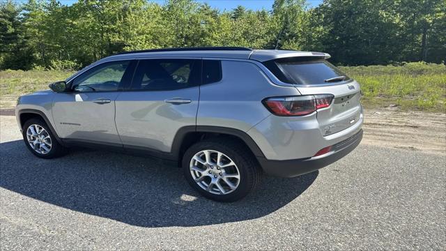 2022 Jeep Compass Latitude Lux 4x4