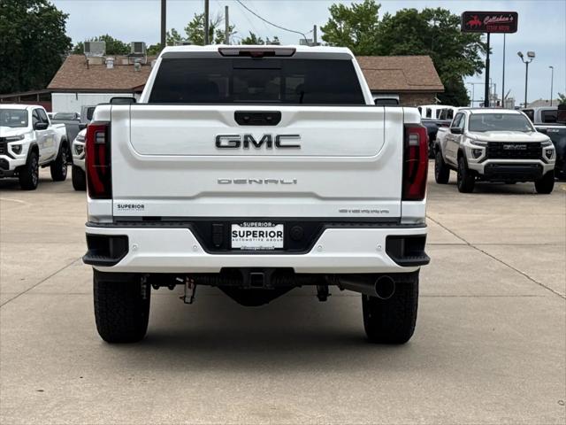 2026 GMC Sierra 2500HD Crew Cab, Standard Bed, Denali Ultimate, 4WD