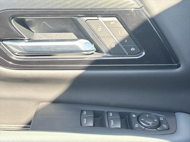 2026 GMC Yukon XL 4WD AT4