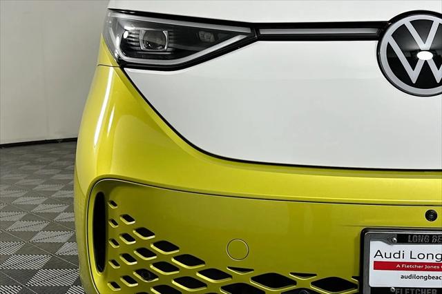 2025 Volkswagen ID. Buzz Pro S Plus with 4MOTION